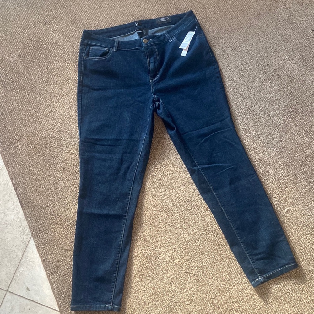 Dress Barn new with tags.  Never worn. Skinny woman 16. Signature denim.